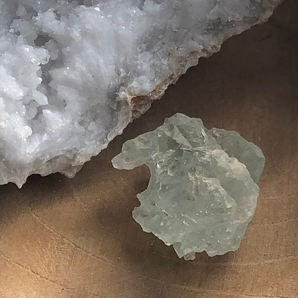 aquamarijn beril ruw brokje de schatkamer