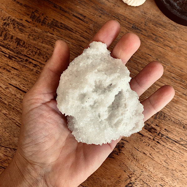 aragoniet wit nr2 ruw kristallen mineralen