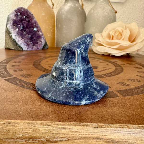 aventurijn blauw heksen hoed edelstenen mineralen winkel gepolijst figuur