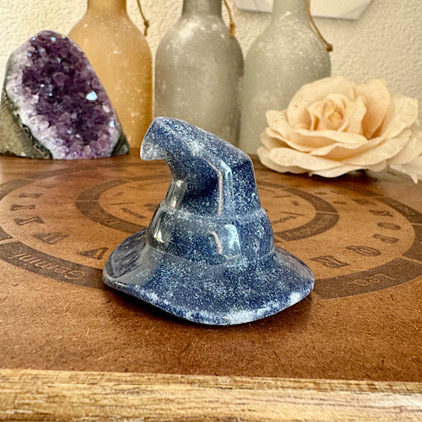 aventurijn blauw heksen hoed edelstenen mineralen winkel gepolijst figuur