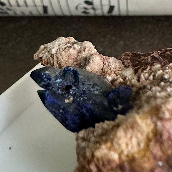 azuriet moedergesteente ruw gekristalliseerd blauw nr2 edelstenenmineralenwinkel