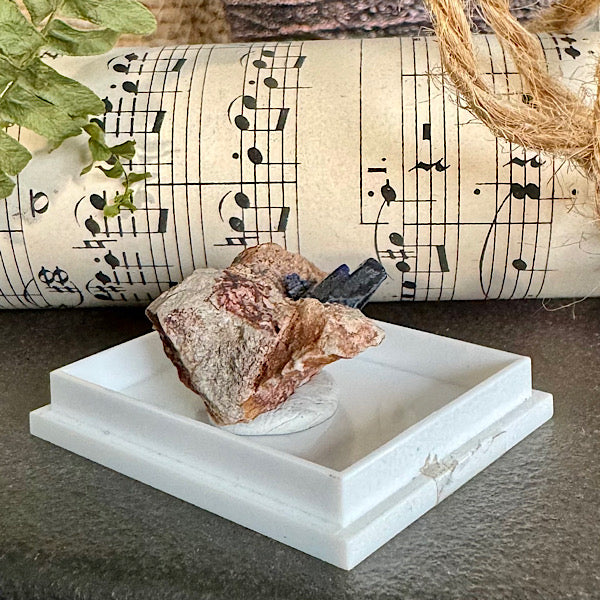 azuriet moedergesteente ruw gekristalliseerd blauw nr2 edelstenenmineralenwinkel