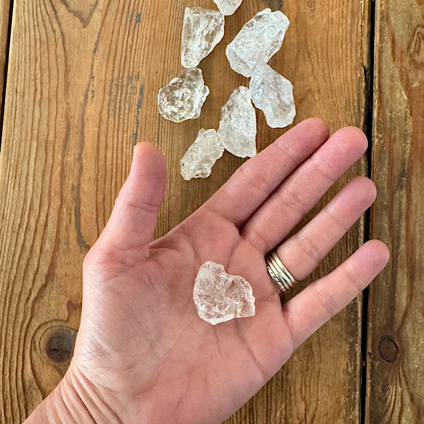 bergkristal brokje klein ruw