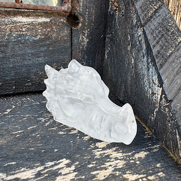 bergkristal draken schedel dragon skull klein