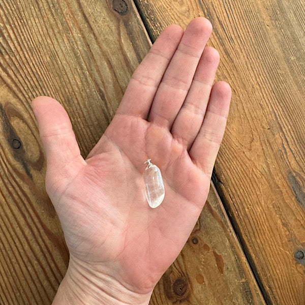 bergkristal edelsteen hangertje hanger sieraad