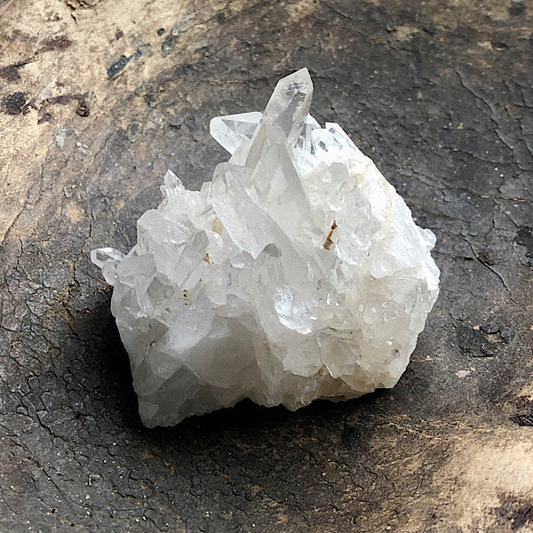 bergkristal ruw cluster mineralen energie