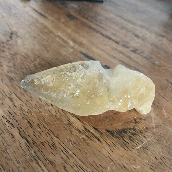 Punt Calciet DogTooth Kleine Prijs