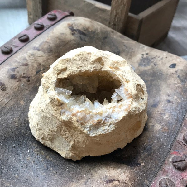 calciet helder wit geode ruw