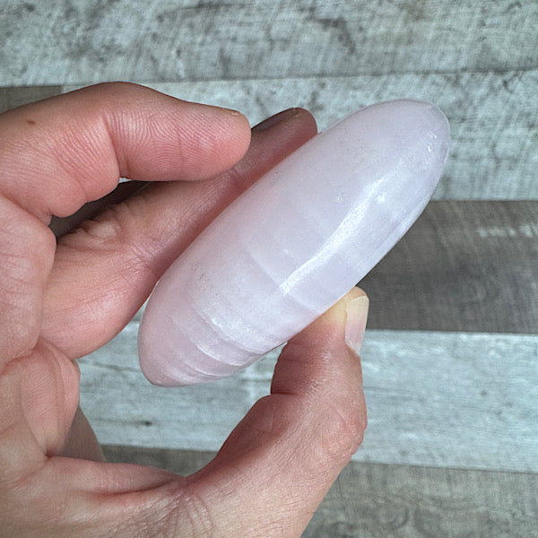 calciet mangano hand zak steen gepolijst