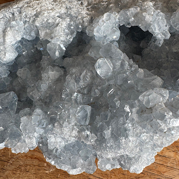 celestien geode madagaskar engelen blauwe mineralen