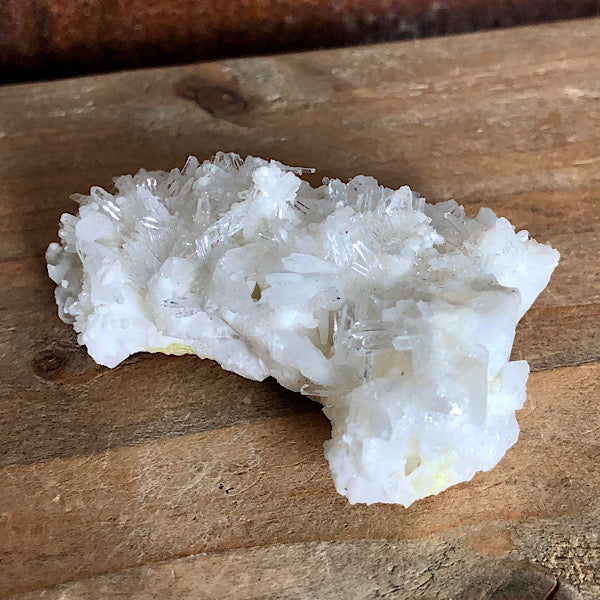 celestien wit zwavel matrix kristallen de schatkamer