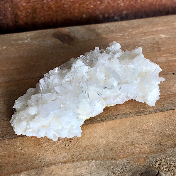 celestien wit zwavel matrix kristallen de schatkamer