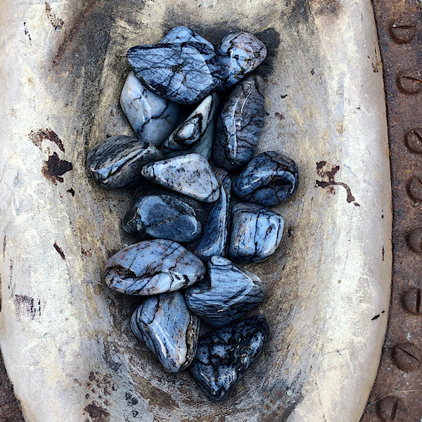 chert blauw trommelsteen mineralen trommelstenen