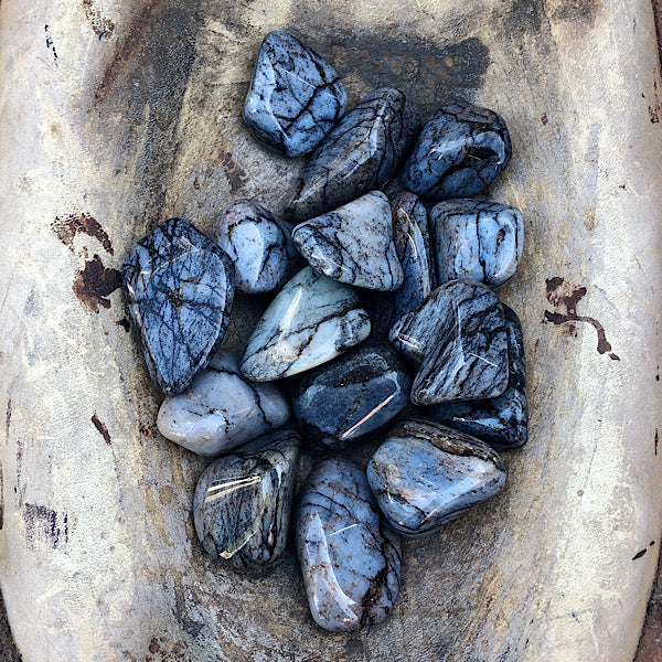 chert blauw trommelsteen mineralen trommelstenen