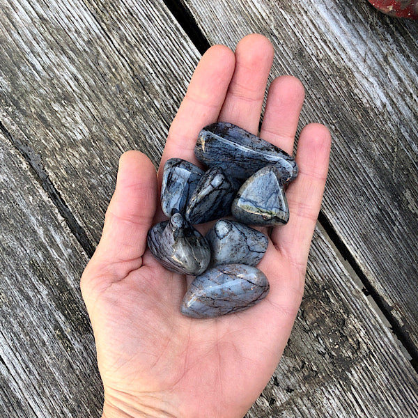 chert blauw trommelsteen mineralen trommelstenen