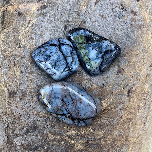 chert blauw trommelsteen mineralen trommelstenen