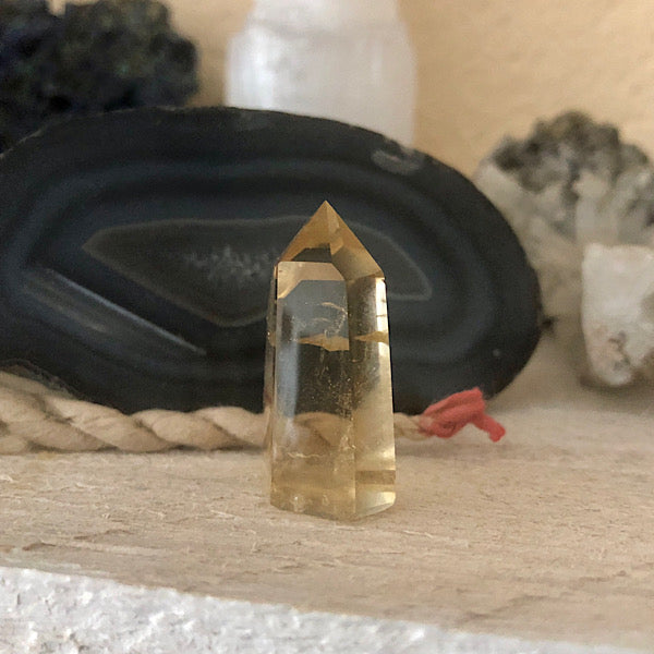 citrien gepolijst punt klein edelstenen mineralen winkel kristallen