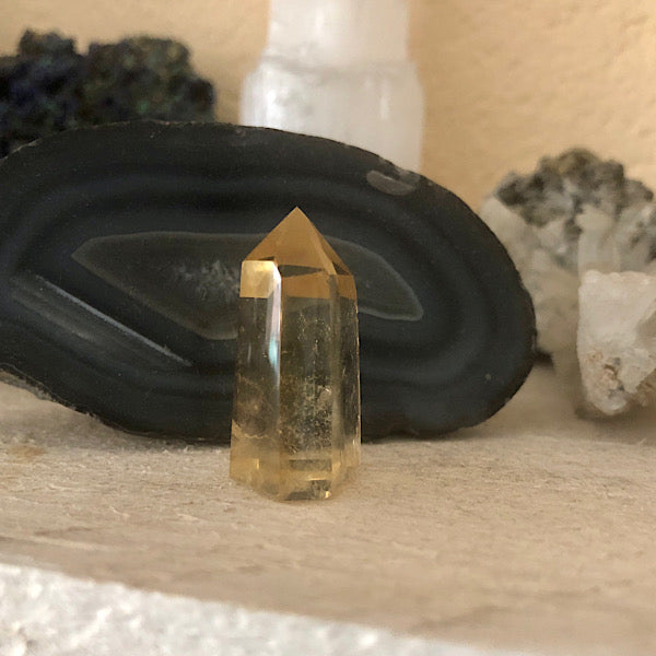 citrien gepolijst punt klein edelstenen mineralen winkel kristallen