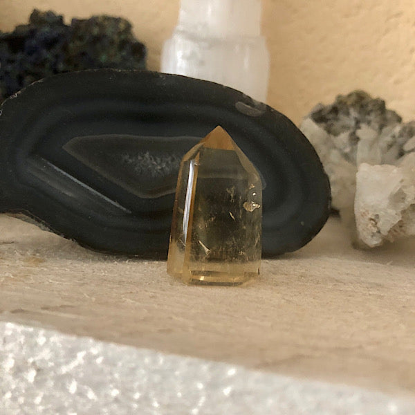 citrien gepolijst punt klein edelstenen mineralen winkel kristallen