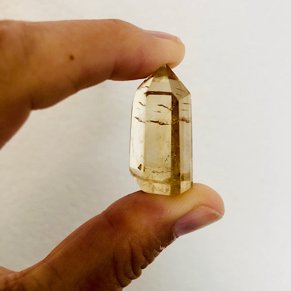 citrien kleine punt mineralen kristallen gepolijst natuurlijk gegroeid