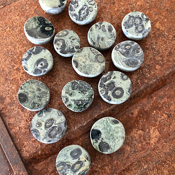 ema egg eldariet kambaba jaspis mineralen