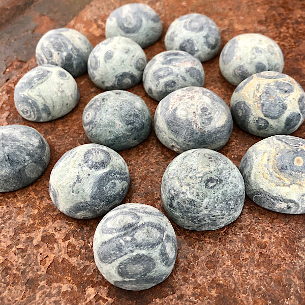 ema egg eldariet kambaba jaspis mineralen