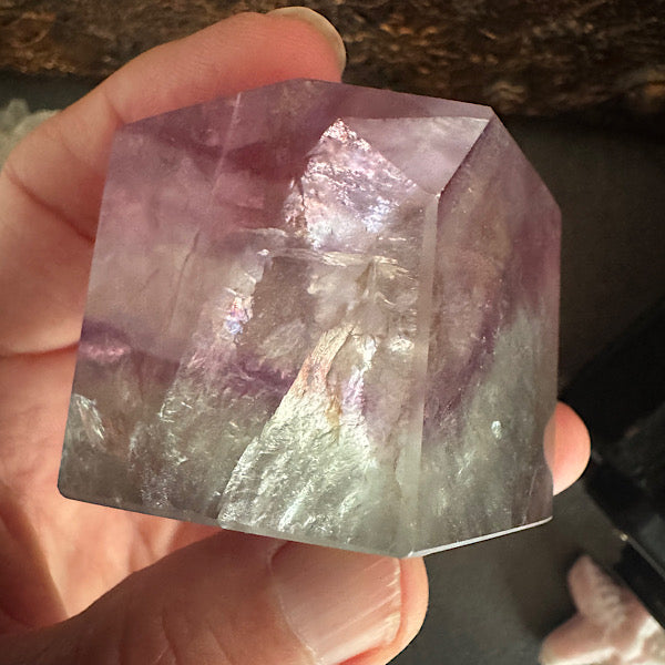 fluoriet regenboog kubus vorm