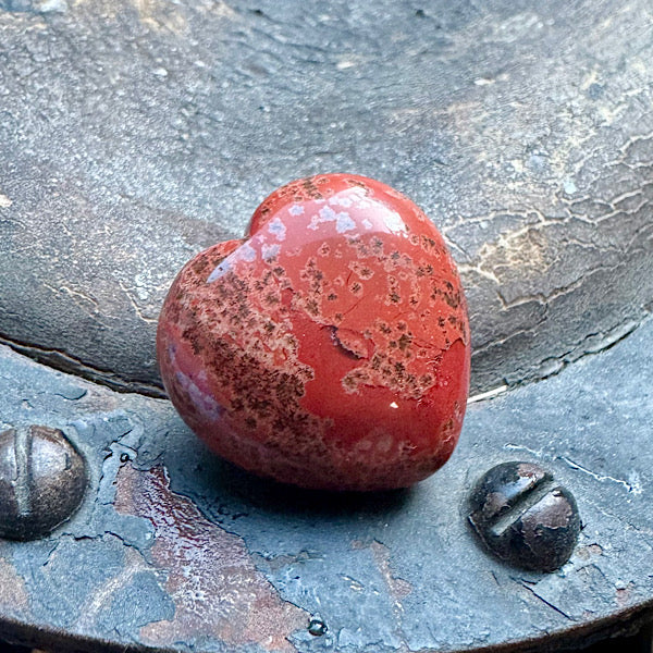Jaspis breccie rood hart gepolijst edelstenenmineralenwinkel.nl