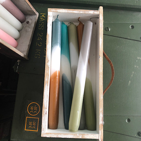 kaarsen drie verschillende kleuren sfeermakers diner