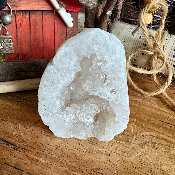 kwarts punt ruw geode gepolijst kristallen helder