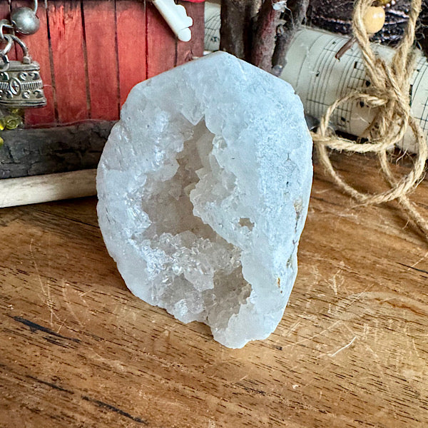 kwarts punt ruw geode gepolijst kristallen helder