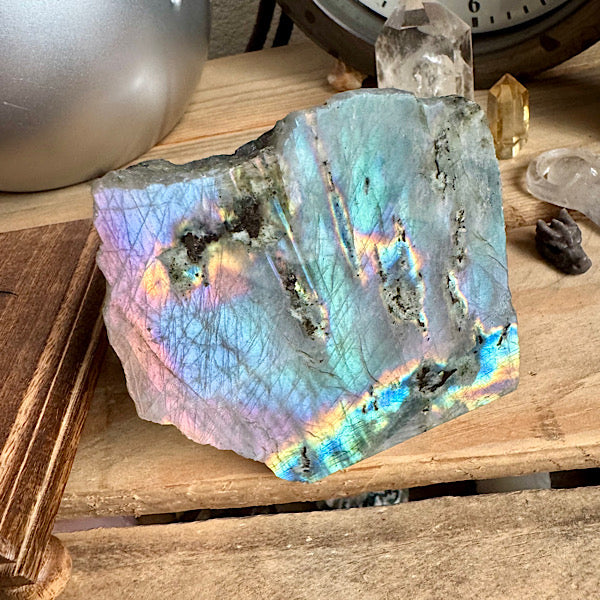 labradoriet plak ruw en gepolijst nr4 flash groen geel paars oranje blauw