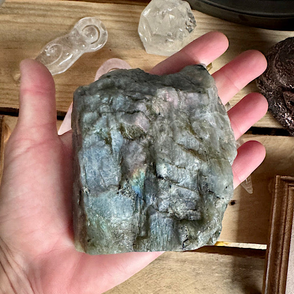 labradoriet plak ruw en gepolijst nr4 flash groen geel paars oranje blauw