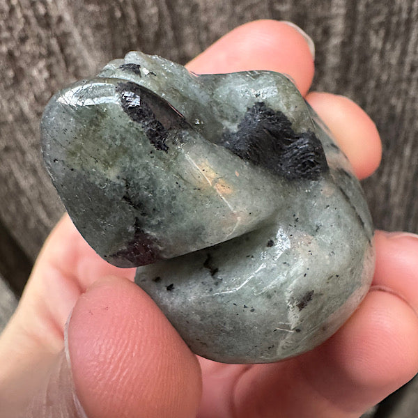 labradoriet schedel skull edelsteen gepolijst