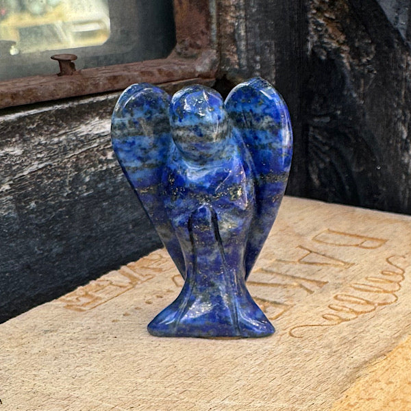 lapis lazuli engel klein gepolijst edelstenenmineralenwinkel.nl