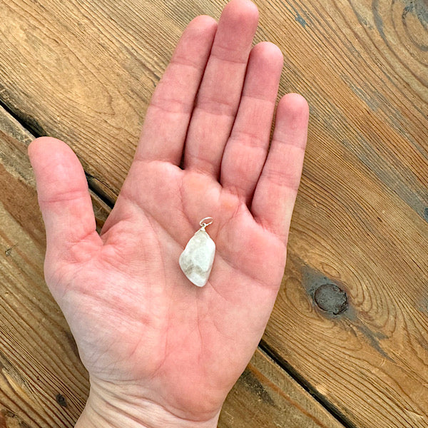 maansteen edelsteen hangertje hanger sieraad nr2