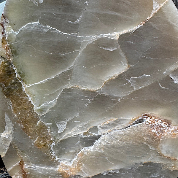 maansteen groen garneriet gepolijst sculptuur