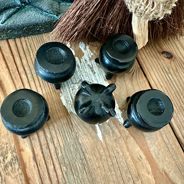 obsidiaan zwart heksenketel heksen pot edelstenen mineralen winkel wicca