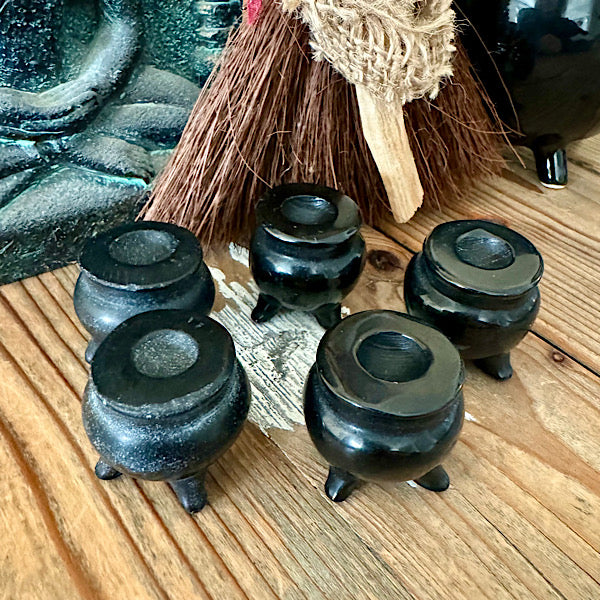 obsidiaan zwart heksenketel heksen pot edelstenen mineralen winkel wicca