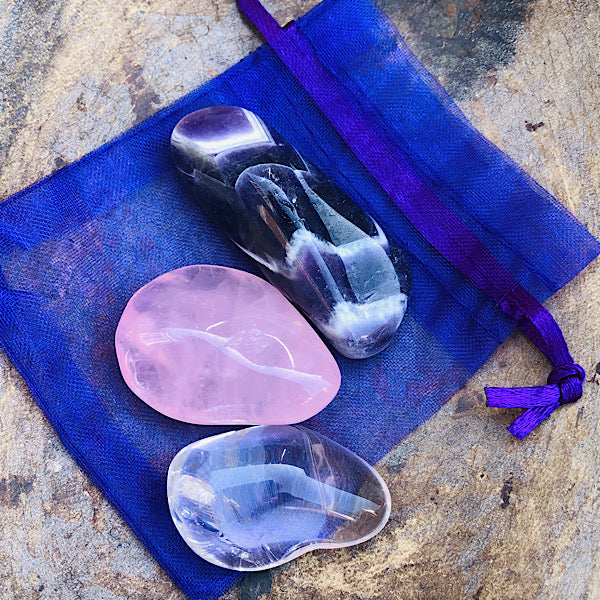 rozekwarts rozenkwarts chevron amethist bergkristal de gouden driehoek nr2 mineralen