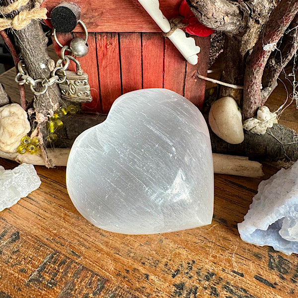 seleniet hart gepolijst edelstenenmineralenwinkel.nl engelen steen satijnspaat