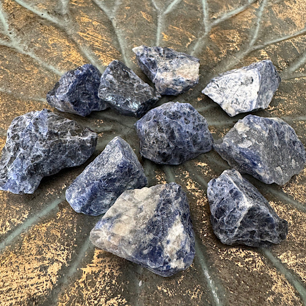 sodaliet ruw brokje edelstenenmineralenwinkel.nl lapis lazuli