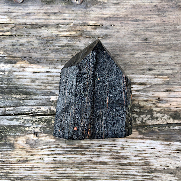 toermalijn schörl hematiet generator punt ruw gepolijst nr2 mineralen obelisk