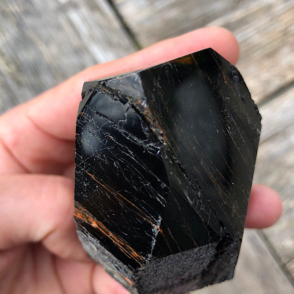 toermalijn schörl hematiet generator punt ruw gepolijst nr2 mineralen obelisk