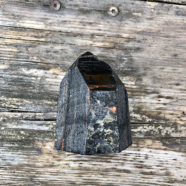 toermalijn schörl hematiet generator punt ruw gepolijst nr2 mineralen obelisk