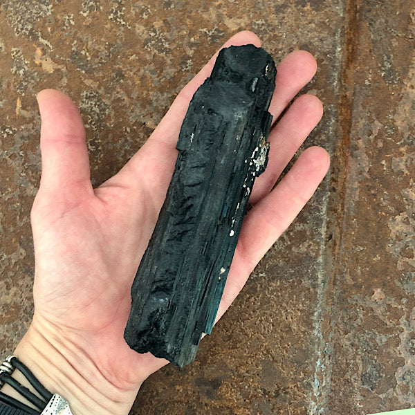 toermalijn zwart ruw schörl stuk energie electro smog