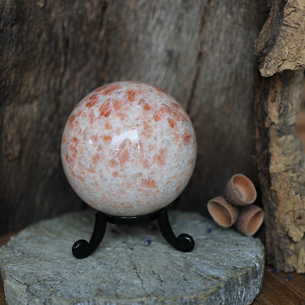 zonnesteen bol gepolijst mineralen