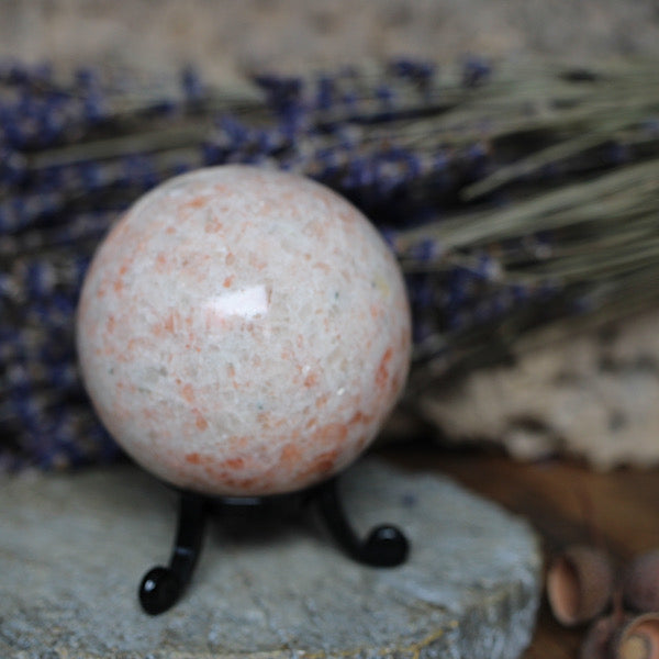 zonnesteen bol gepolijst mineralen